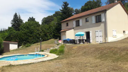 15955087359571335021947