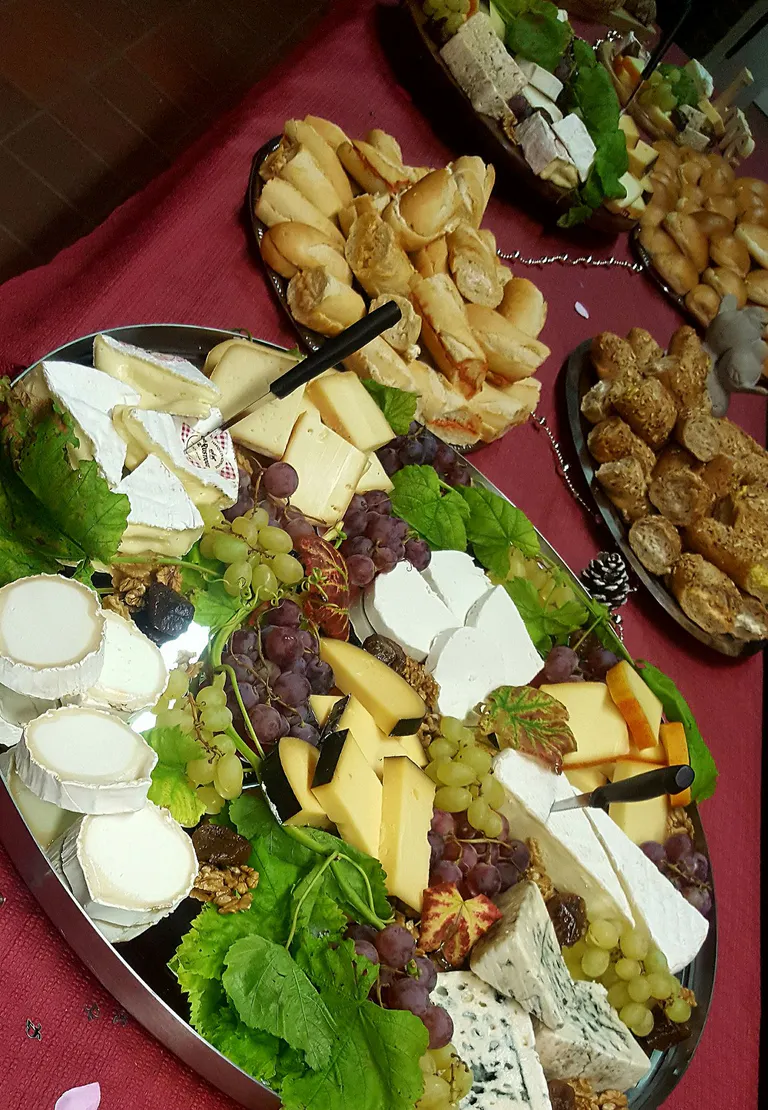 Buffet fromage et sandwich