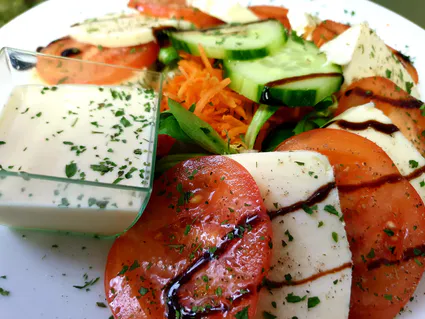 Assiette tomate mozzarella