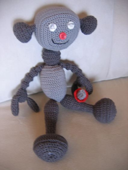 Crochet robot