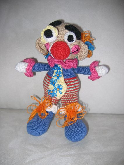 Clown-crochet-2-
