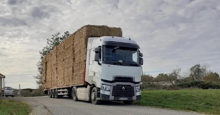 Laurent Alrivie Négociant paille et fourrage