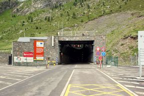 W1950-Aragnouet TunnelAragnouetBielsa 88851