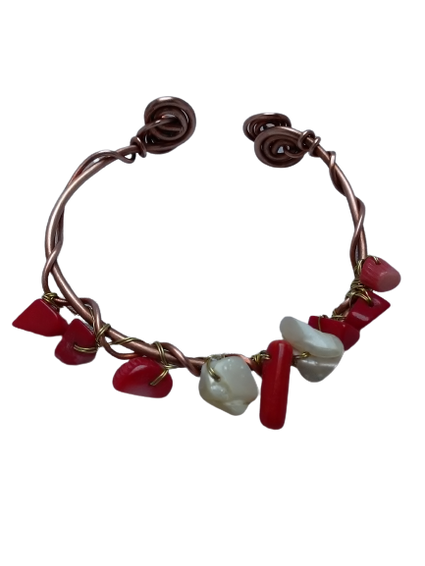 DEAGLAN Bracelet
Gorgone (Corail Rouge), nacre et cuivre
