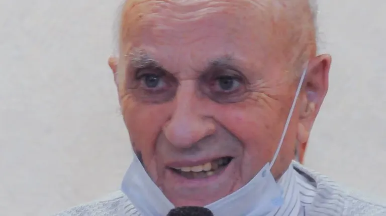 Décès de Mr Le Strat René