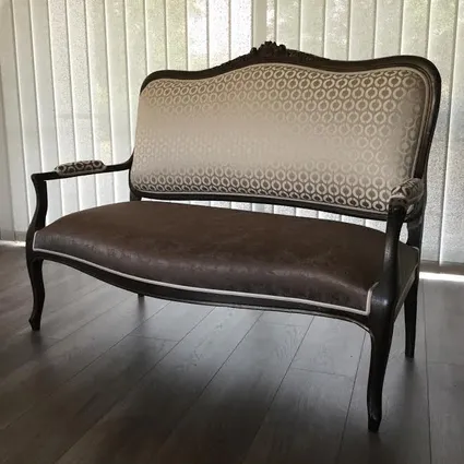 Refection restauration relooking fauteuil chaise canape meuble meridienne 24 tapissier decorateur bordeaux st medard en jalles atelier les renaissances