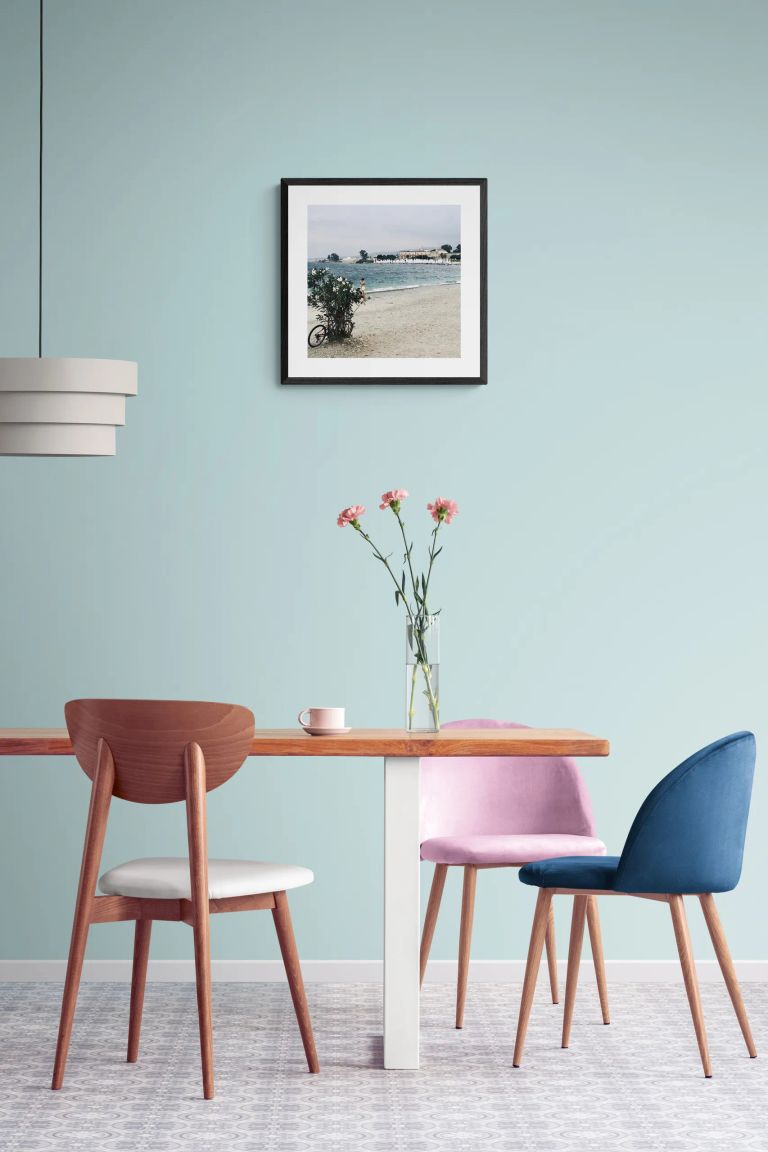 Vela reggio stylish bright dining room