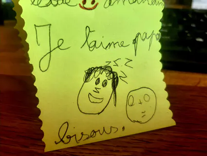 Travail, famille, pas triste.