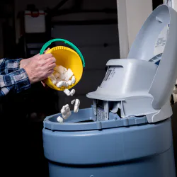 Pourquoi est-il important d'entretenir son adoucisseur d'eau ?