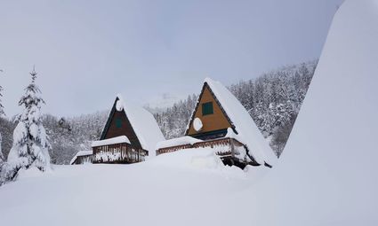 Chalet-sous-la-neige