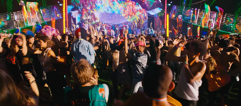 Ff87f30267764334a3b5df3428ea2207 3 copie