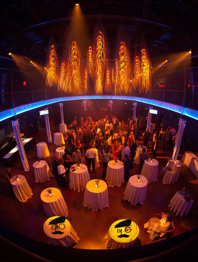 9011f2dd 8410 4841 9dcf eddcf77a52b7