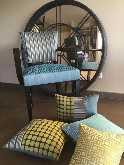 Refection restauration relooking fauteuil chaise canape meuble bridge 14 tapissier decorateur bordeaux saint medard en jalles atelier les renaissances