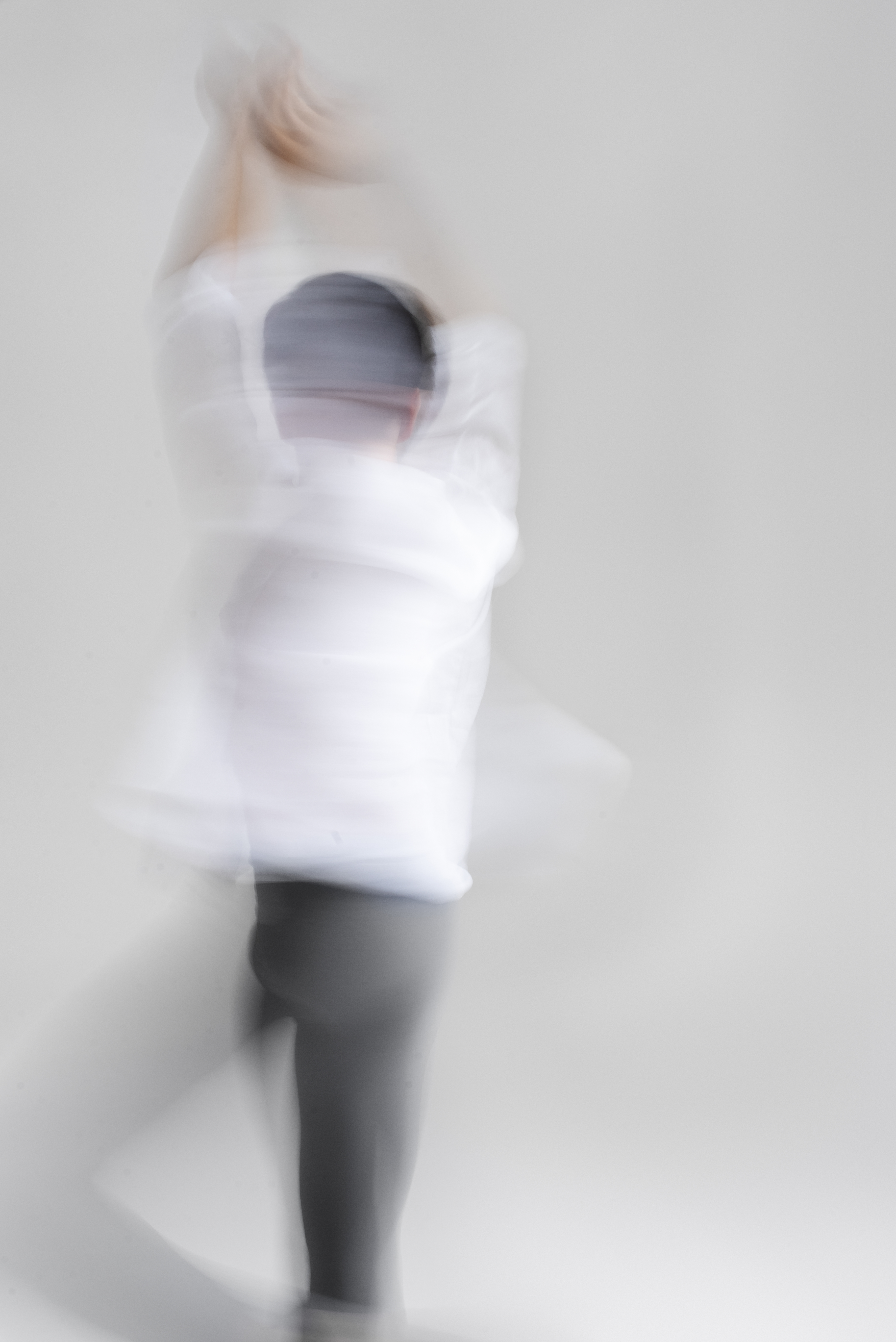 art thérapie, psychothérapie, psychologue,danser, se libérer, oser, être soi-même, émotions, lâcher prise, mouvement, mental, physique, ressentir, s'exprimer, thérapie de couple, adolescents, enfants, séniors, art-thérapie, danse-thérapie, arts plastiques, conseil, bienveillance, écoute, téléconsultations, Biganos, Bassin d'Arcachon, 33, Gironde, Mios, Le Teich, Lanton, Andernos, La Teste de Buch, Gujan Mestras, Salles, Le Barp, 
Stress, angoisses, crises d'angoisses, anxiété, depression, traumatismes, Burn out, bore out, trouble du comportement, solitude, violence, maladie, deuil, rejet, injustice, abandon, colère, tristesse, TS, tentative de suicide, boulimie, anorexie, TOC, problèmes relationnels, timidité, confiance et estime de soi, obésité, hypersensible, difficultés professionnelles, familiale, systémie, analyse transactionnelle, thérapie cognitivo-comportementale, TCC