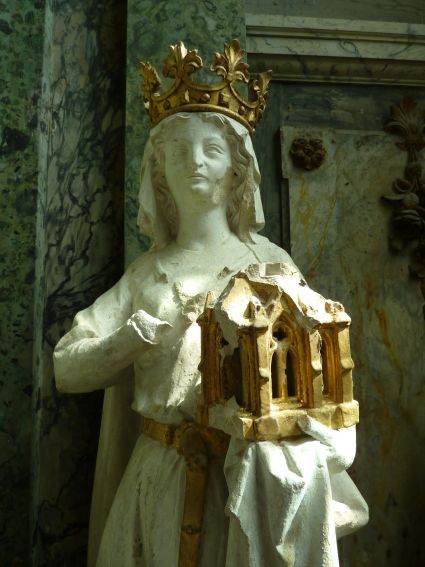 + Statue de sainte Bathilde, Reine de FRANCE, Fondatrice de l'Abbaye de CORBIE / Photo : Paul PARIS, paulparis2012@gmail.com / Tous droits réservés