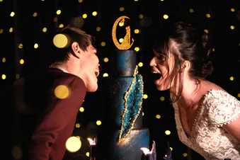 Pièce montée ou wedding cake ?