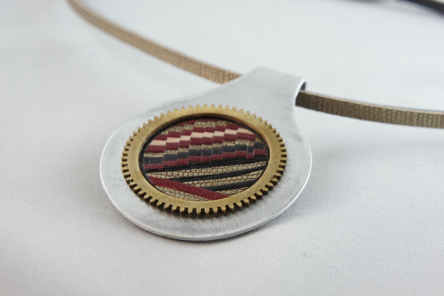 Collier 1P2L
