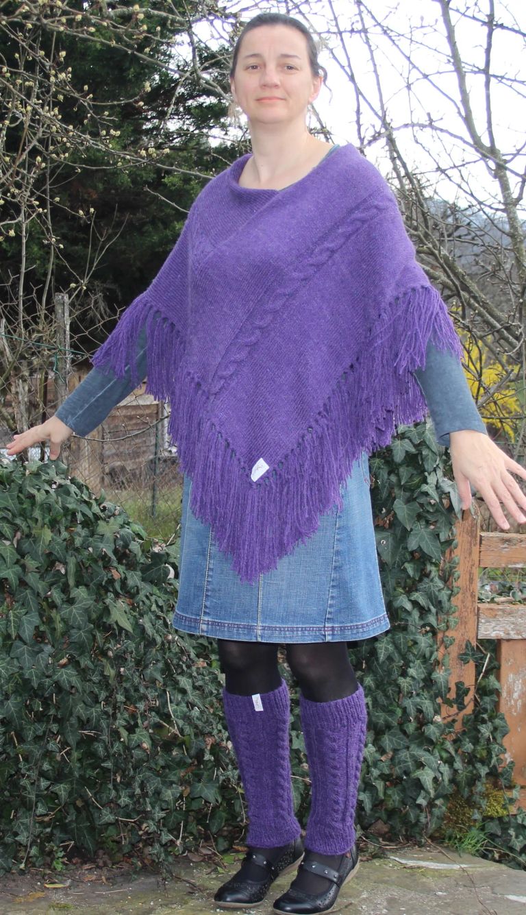 Poncho violet guetres