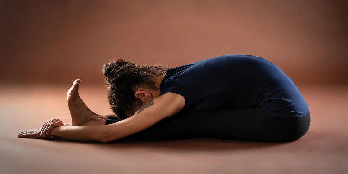 Pashimuttasana: posture de la pince