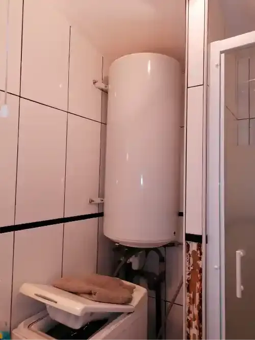 3 photo avant remplacement chaufe eau electrique a reze