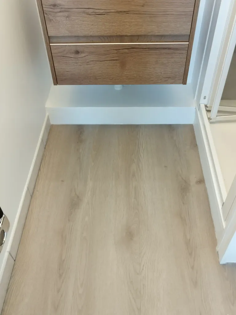 Refaire le sol d une salle d eau a saint sebastien sur loire