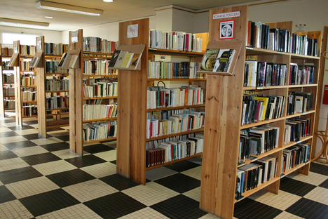 Rayons Bibliotheque mainstory1