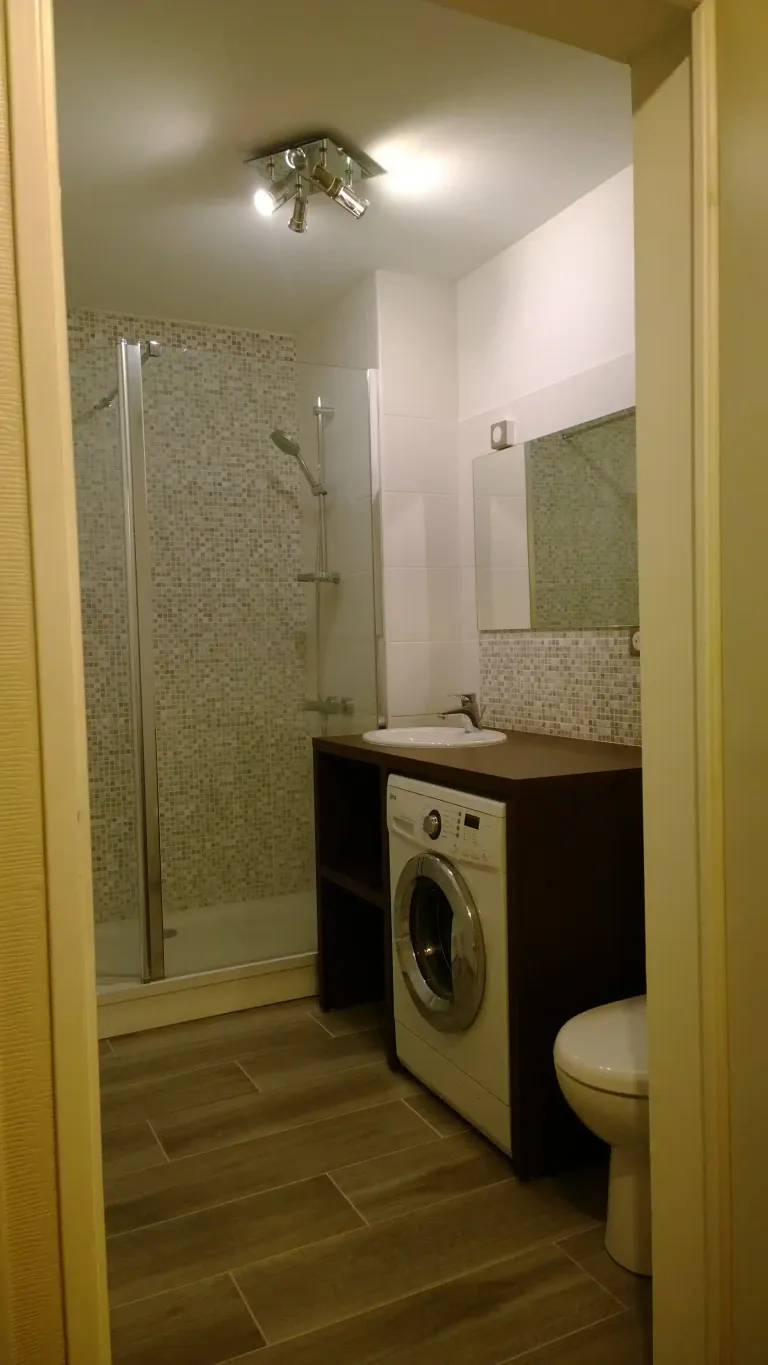 0 artisan plombier specialise dans la renovation complete de salles de bain a vertou 44120