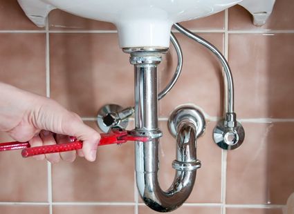 bathroom sink problem with plumber Paris