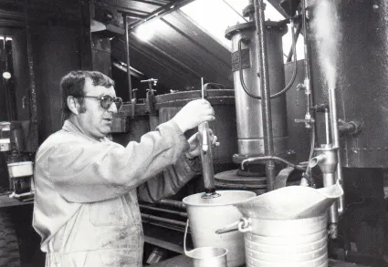 1993 le bouilleur de cru christian marchal de givet 08 a asnieres en dec 92