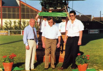1993 2 18 juin montgolfiere promo cher a mehun