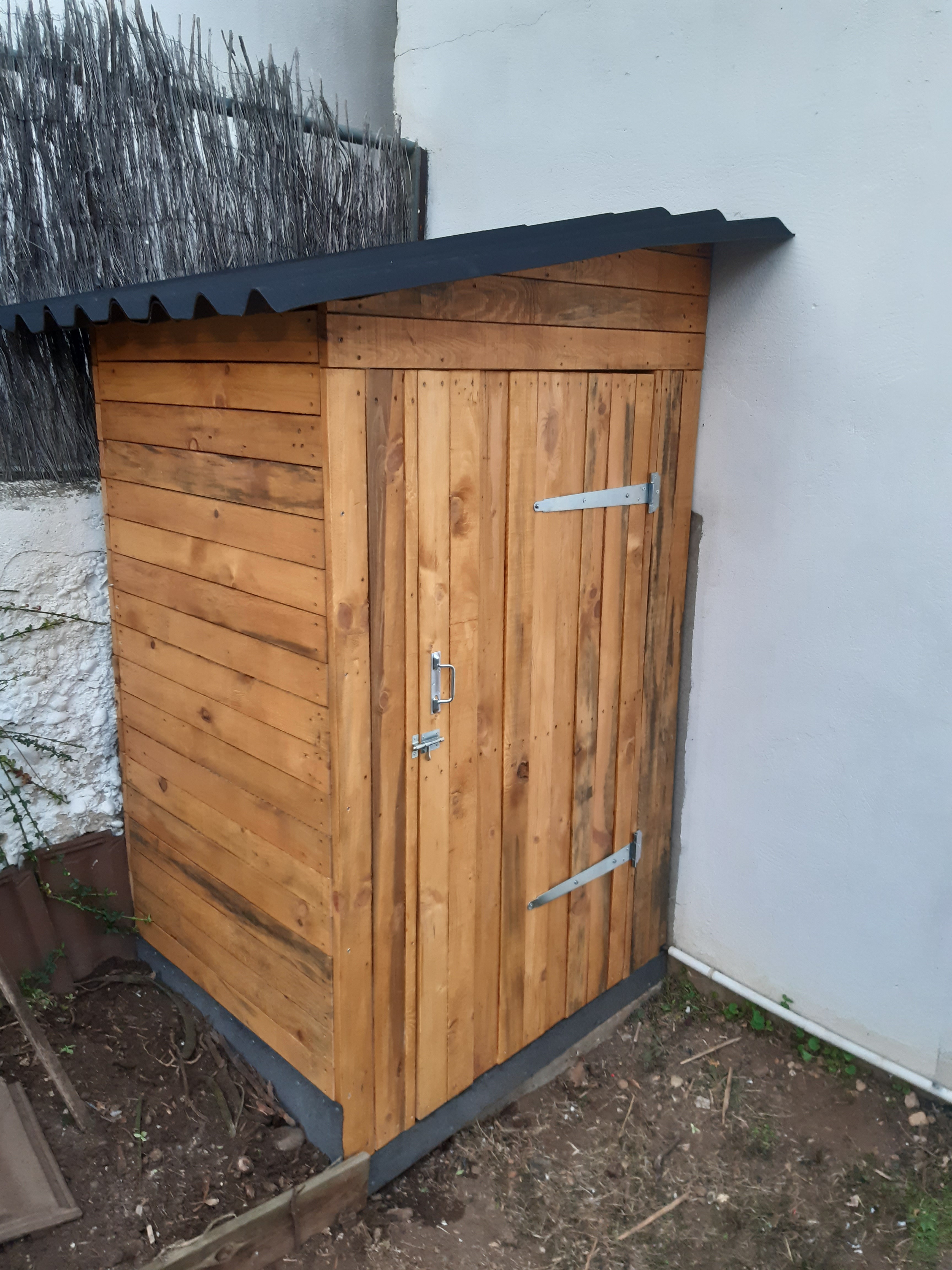 Abris pompe de piscine 4 