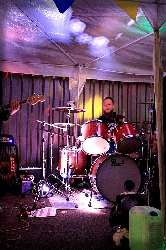 22