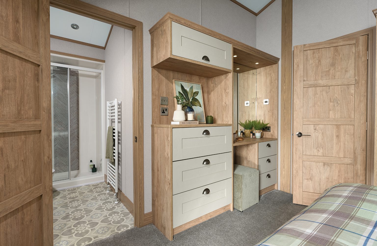 Abi harrogate main bedroom vanity 1200 rt 1920x1254 1536x1003