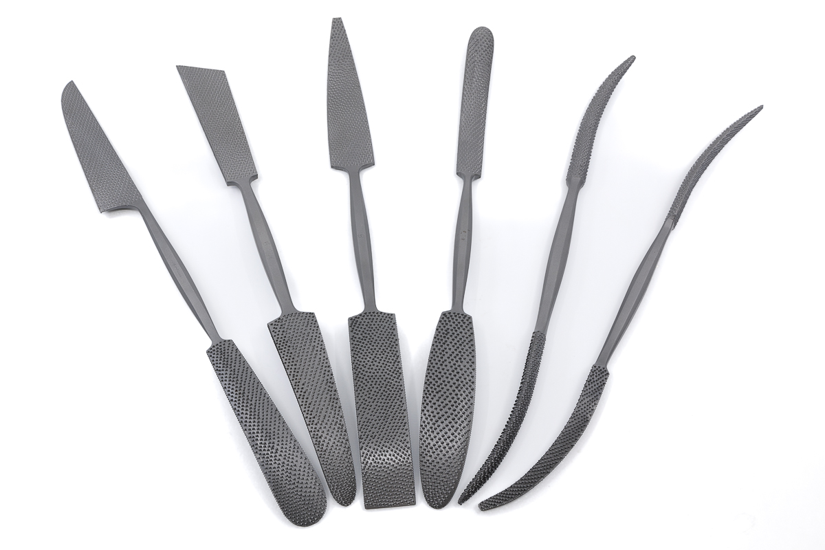 G020330 xx famille bl 1200 72