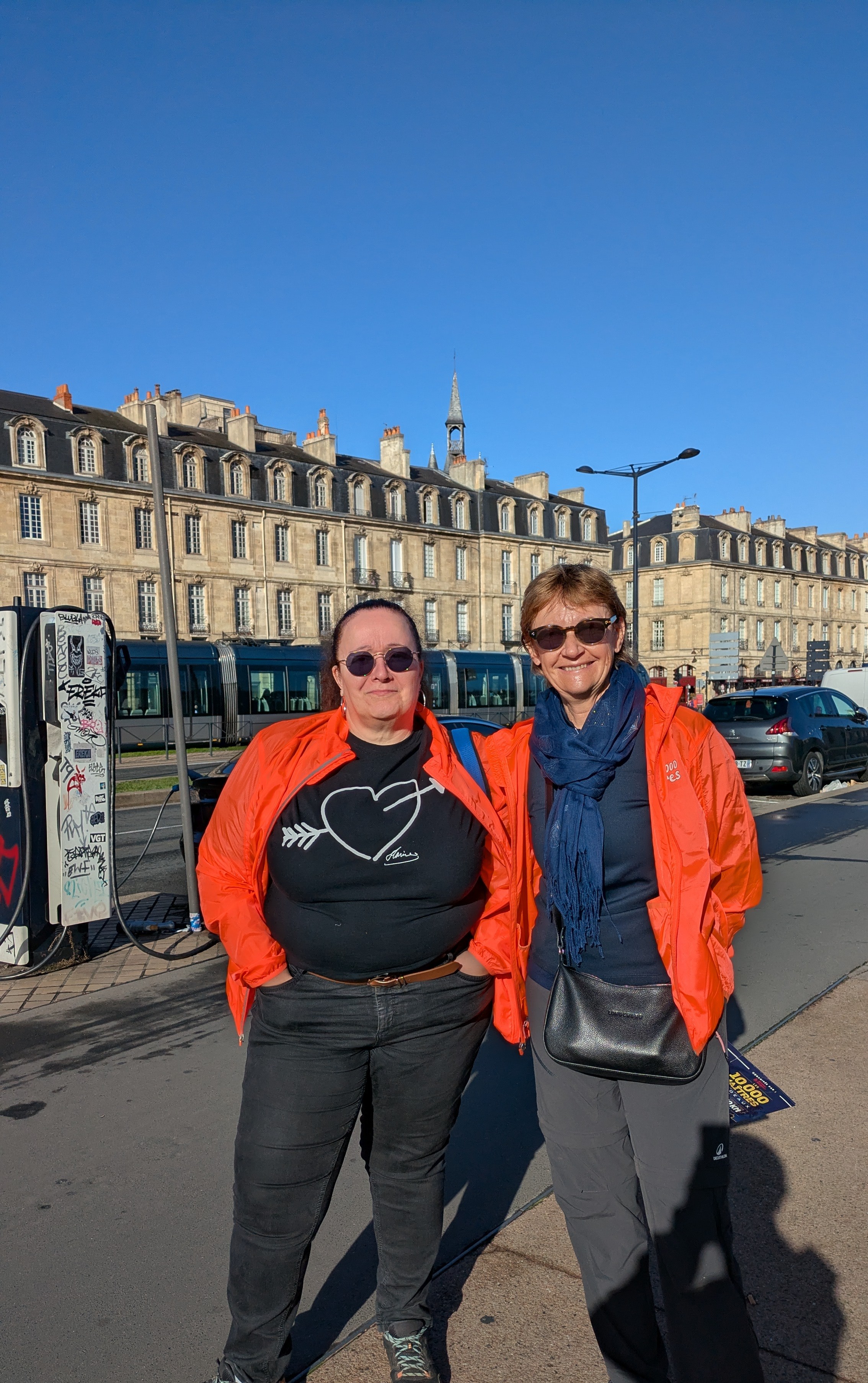 Pxl 20251005 081705741