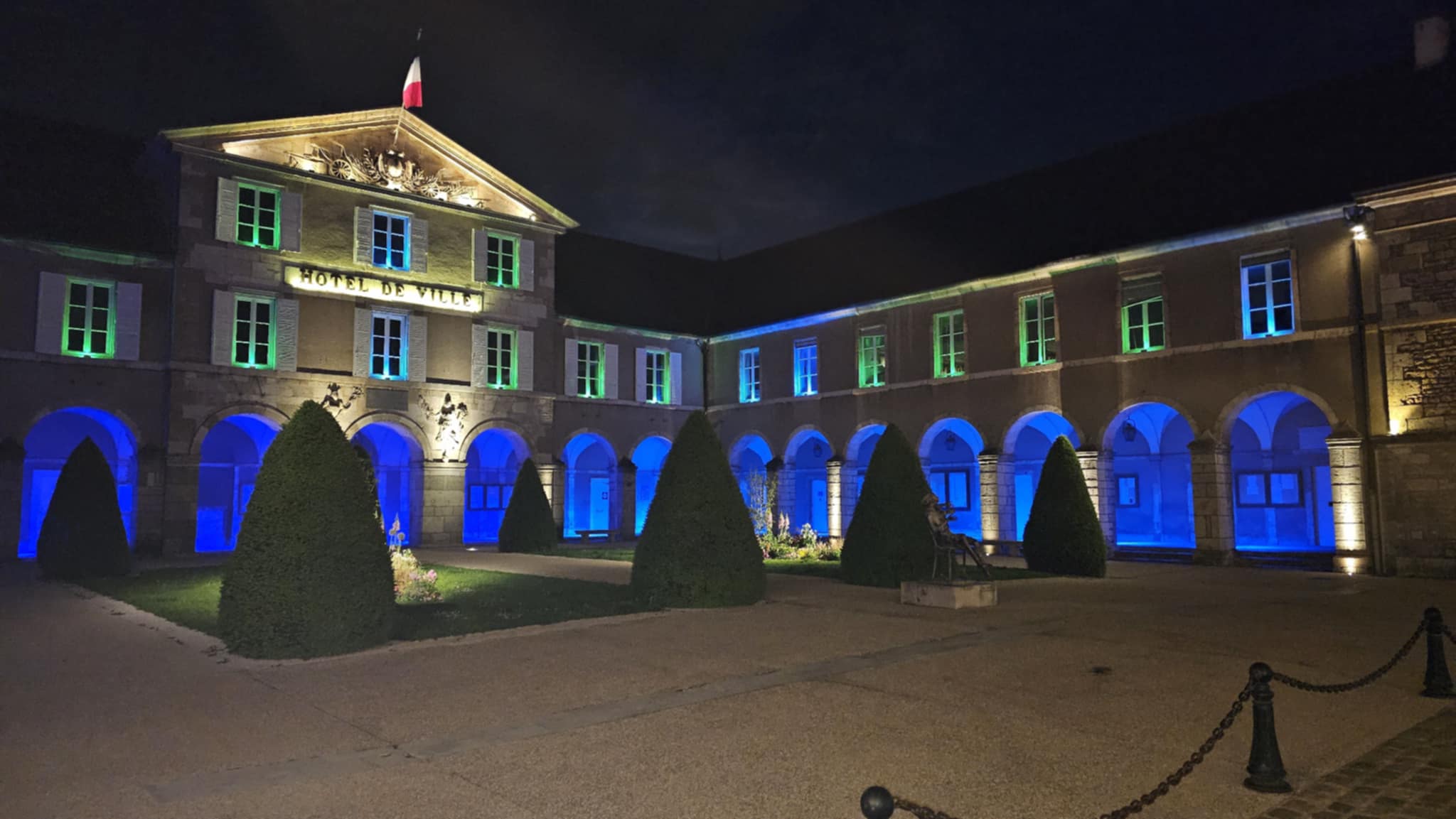 Beaune en bleu 2025 2 