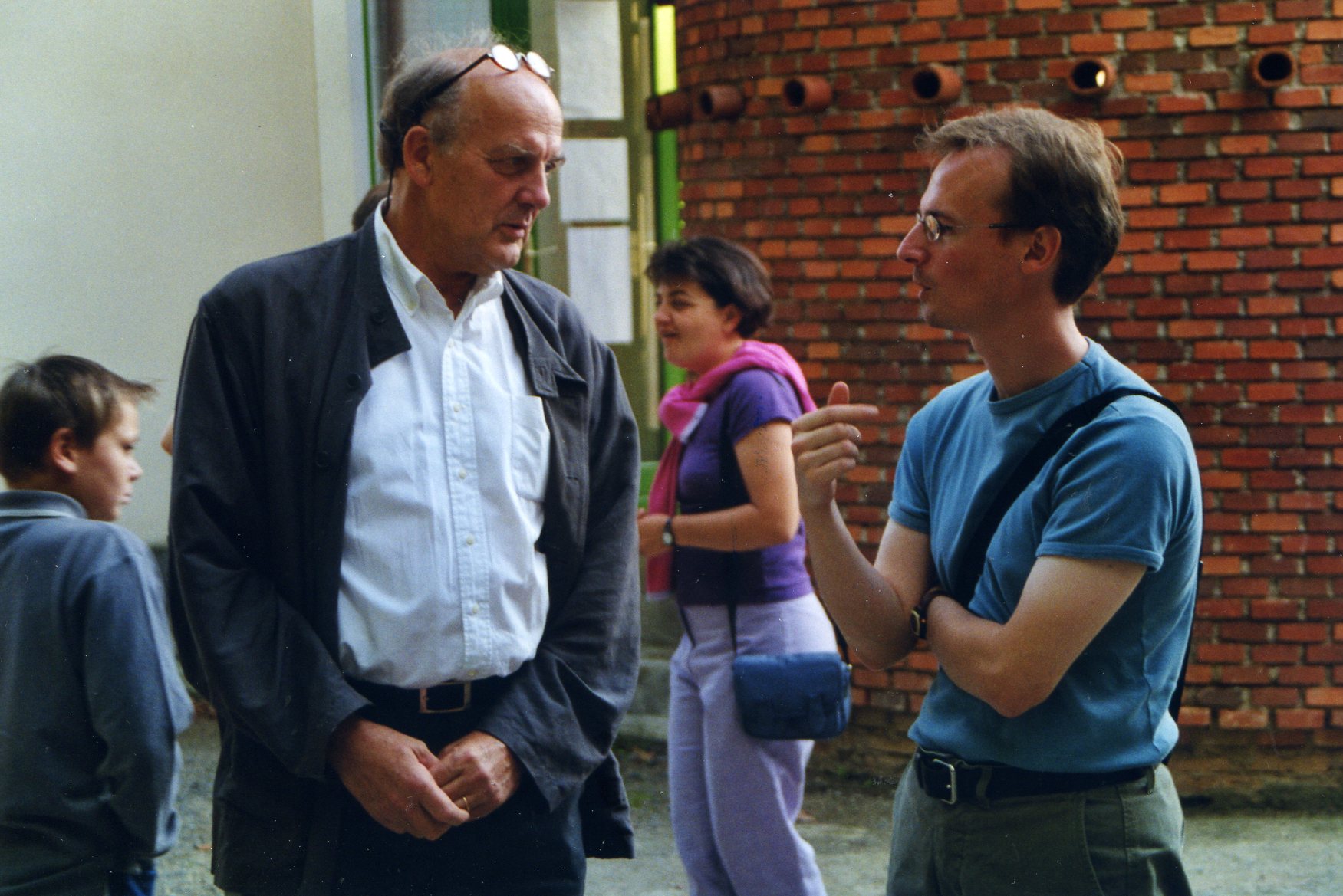 210 scan043 copie