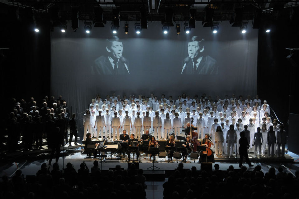 Concert2008 020 7416980454 o