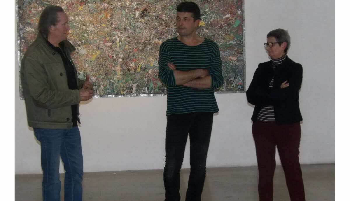 Sebastien valin utilise des seringues pour ses peintures 1512670974