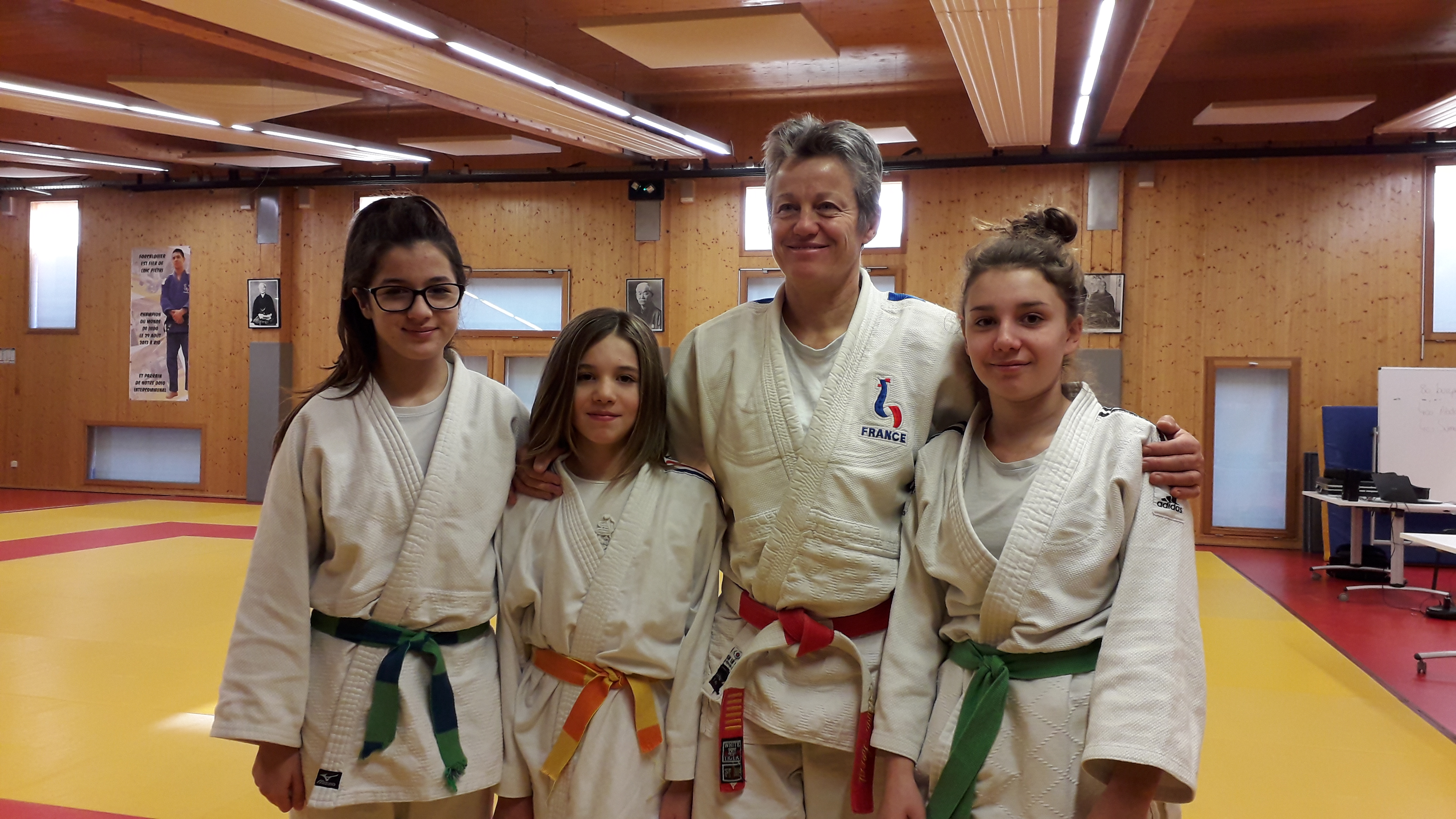 Stage feminines 1 