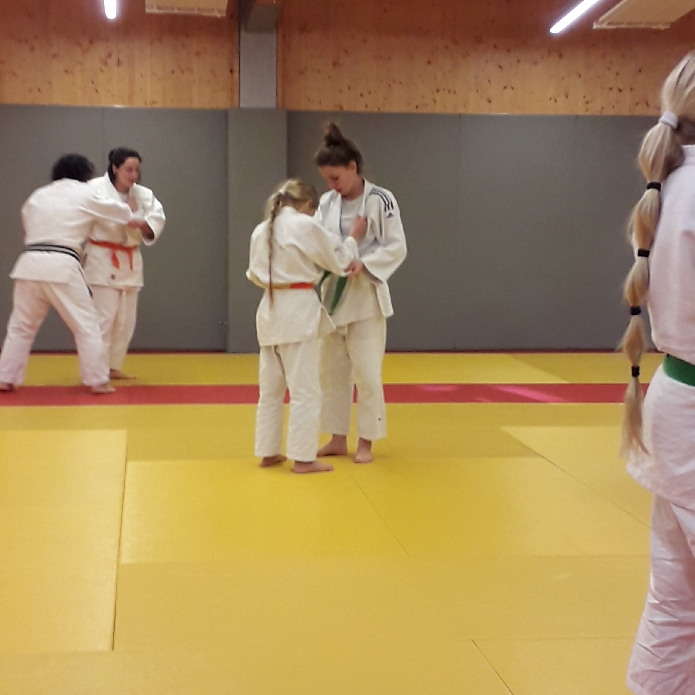 Stage feminines 16 