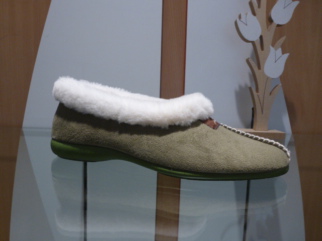 H23387 soir matin pantoufle kaki auxpiedssensibles chaussures com