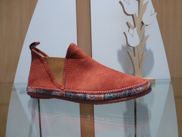 H23385 soir matin pantoufle ocre auxpiedssensibles chaussures com