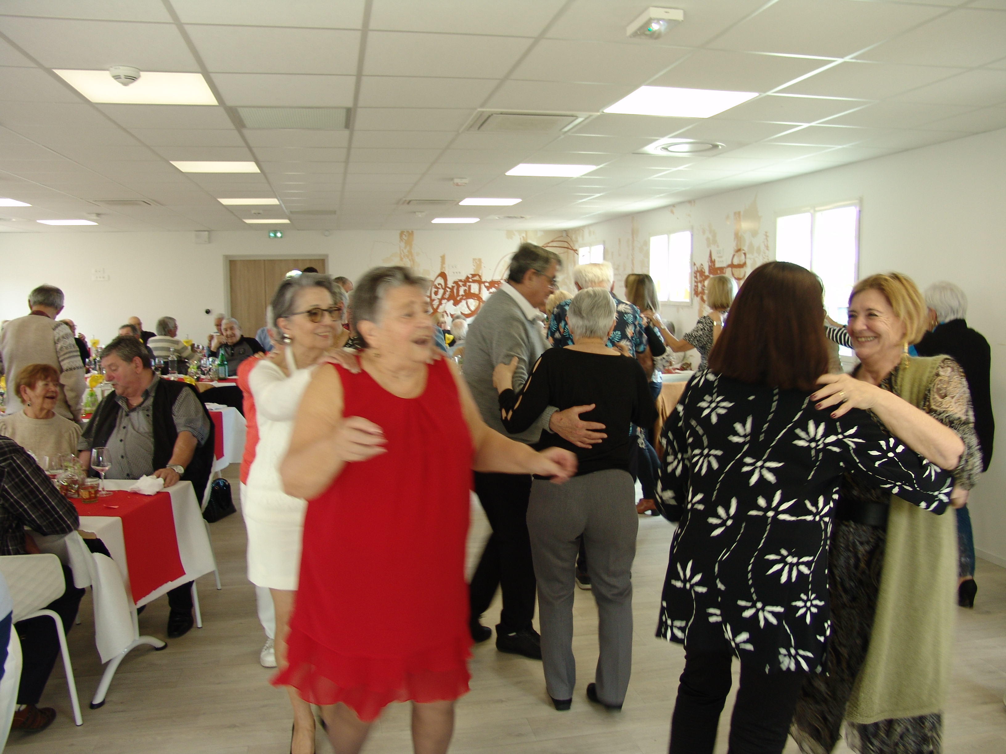 04 repas remise des lots 85 