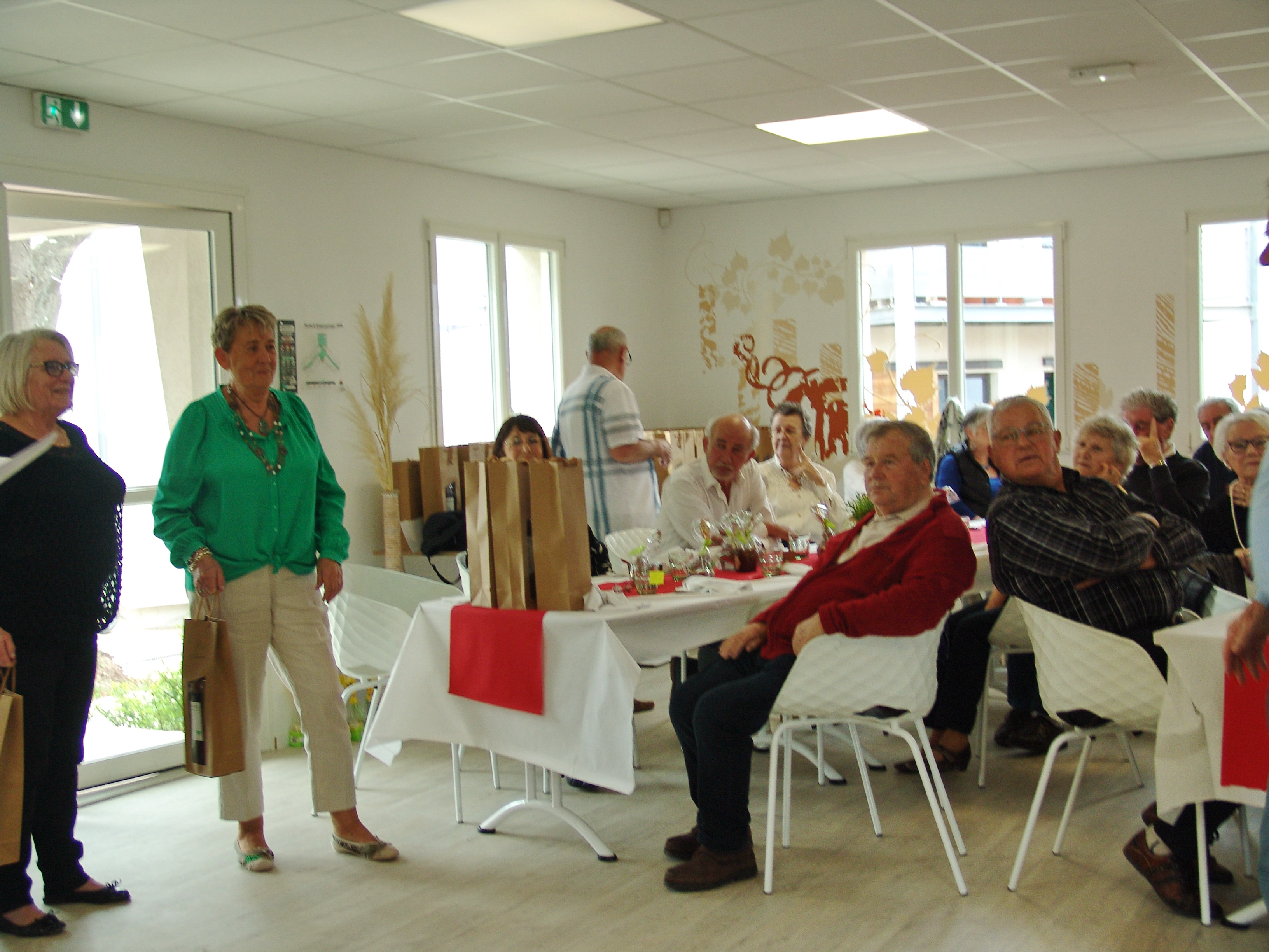 04 repas remise des lots 137 