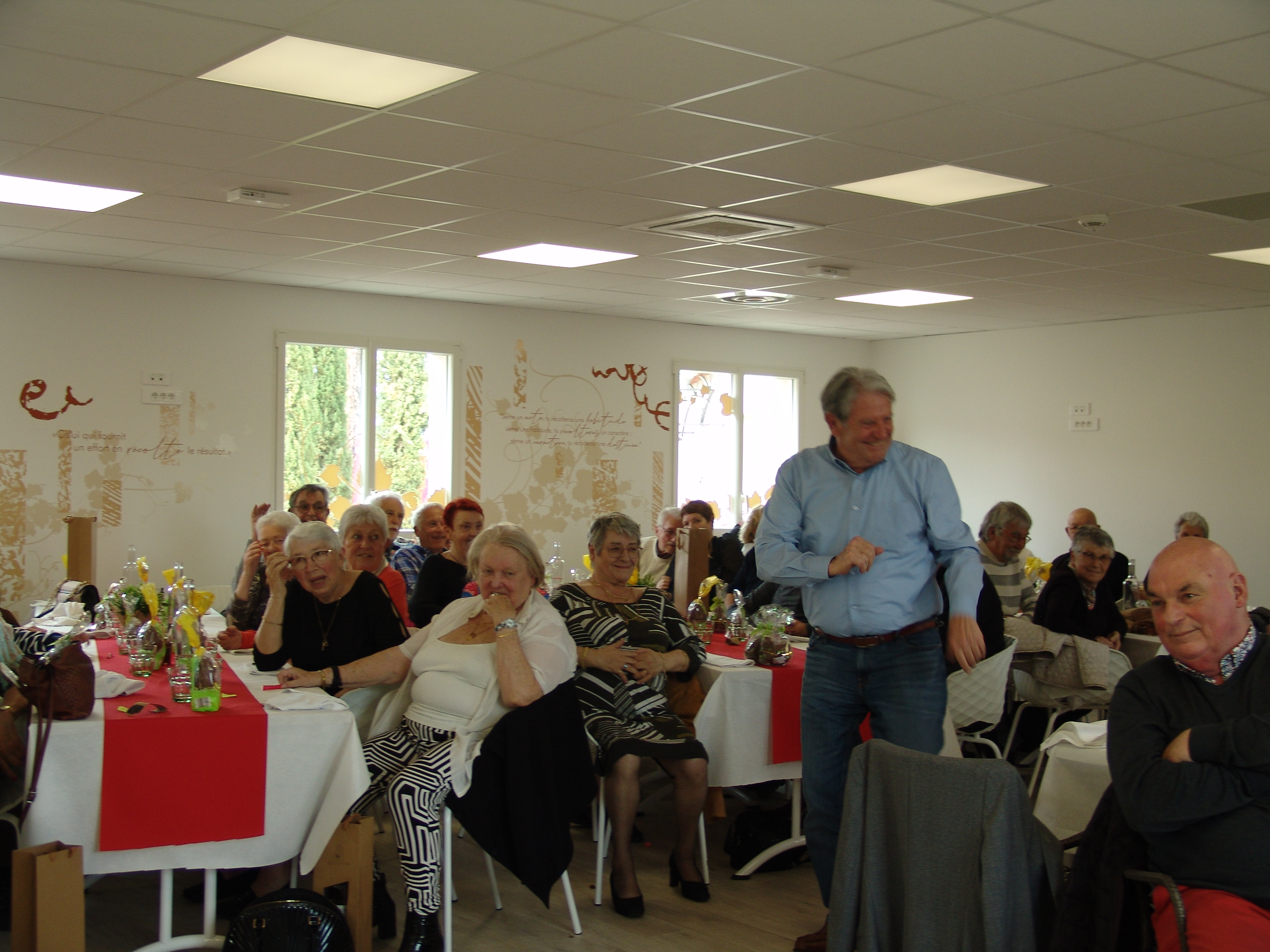 04 repas remise des lots 136 