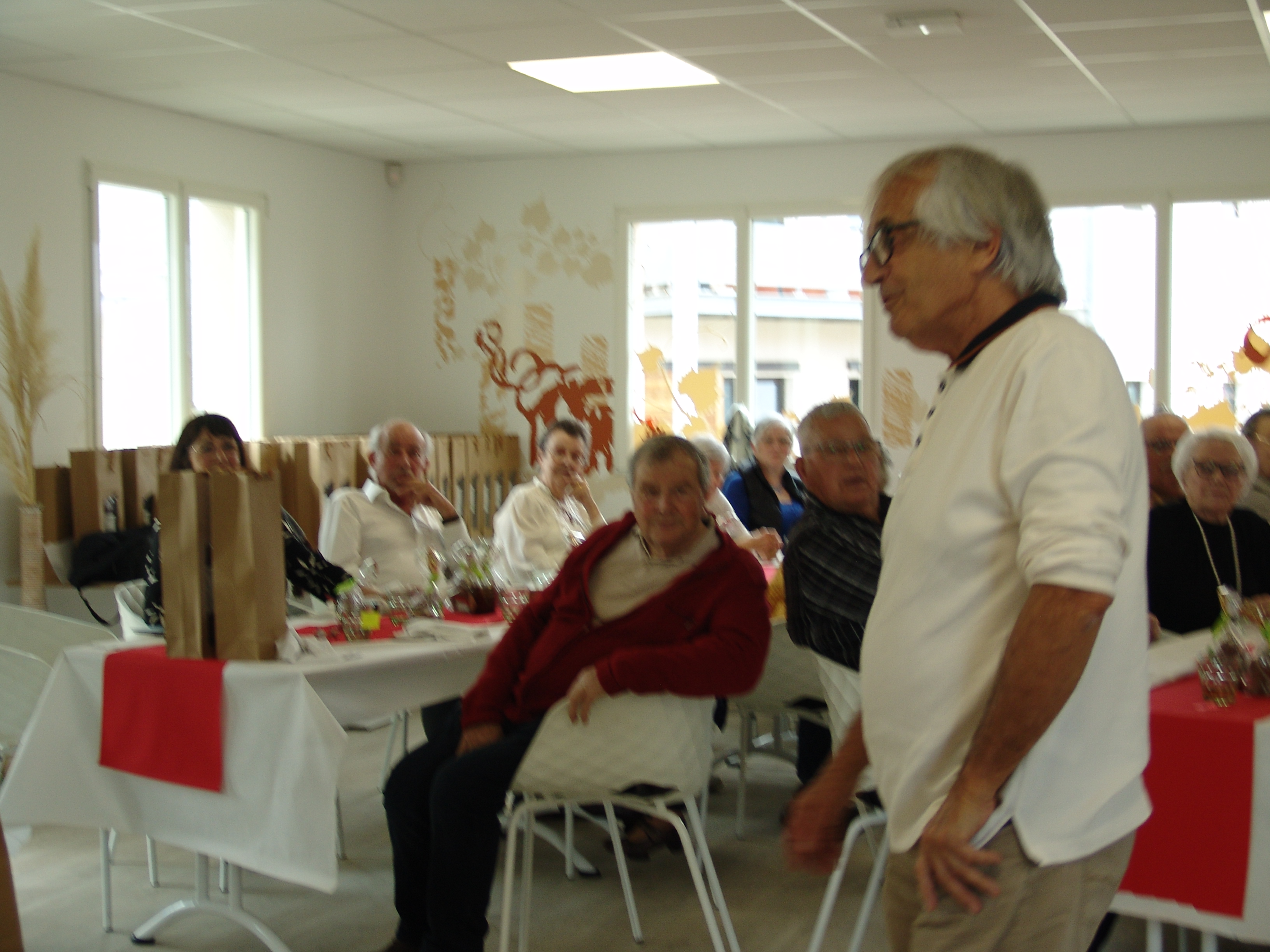 04 repas remise des lots 128 