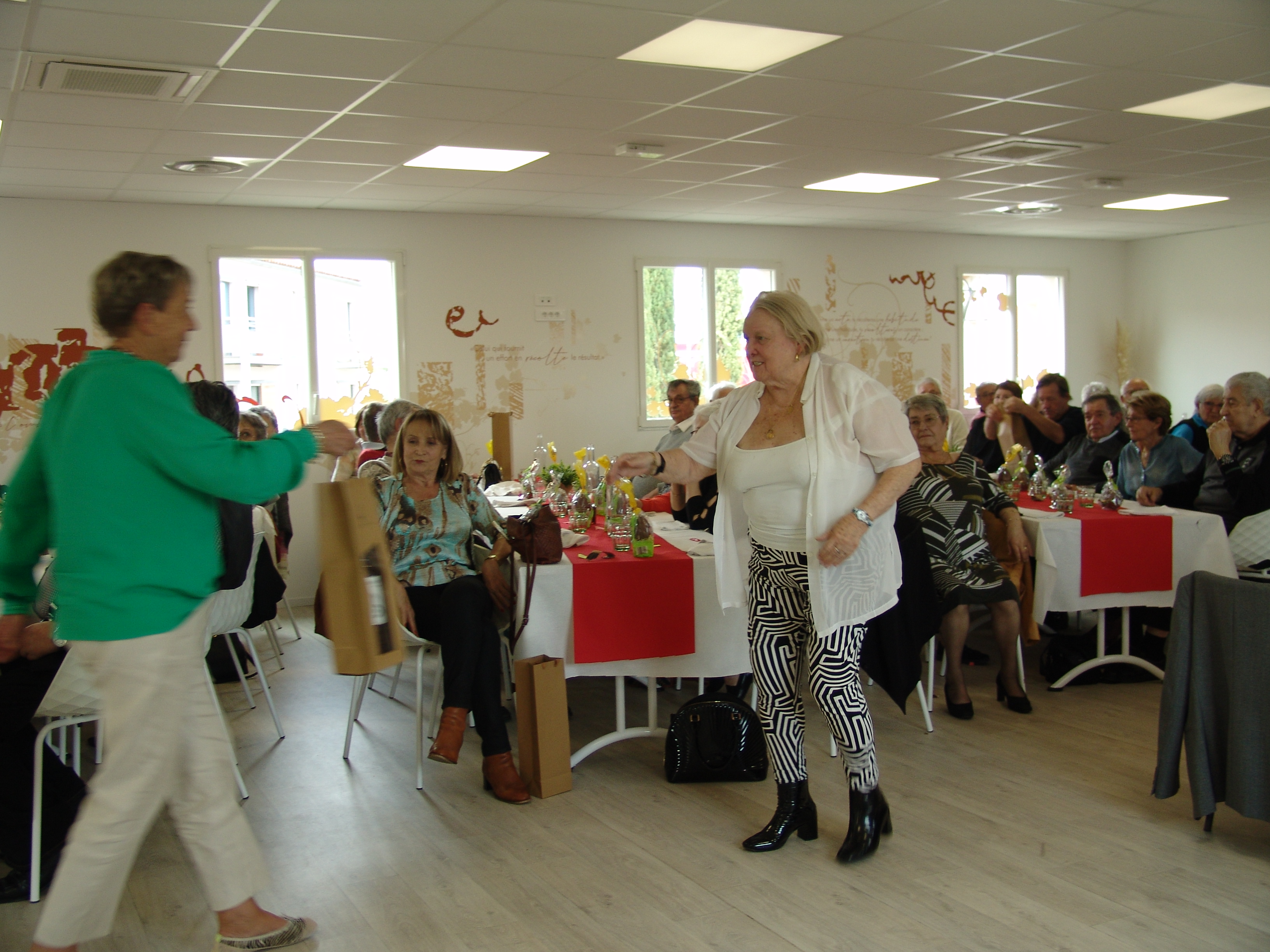 04 repas remise des lots 124 