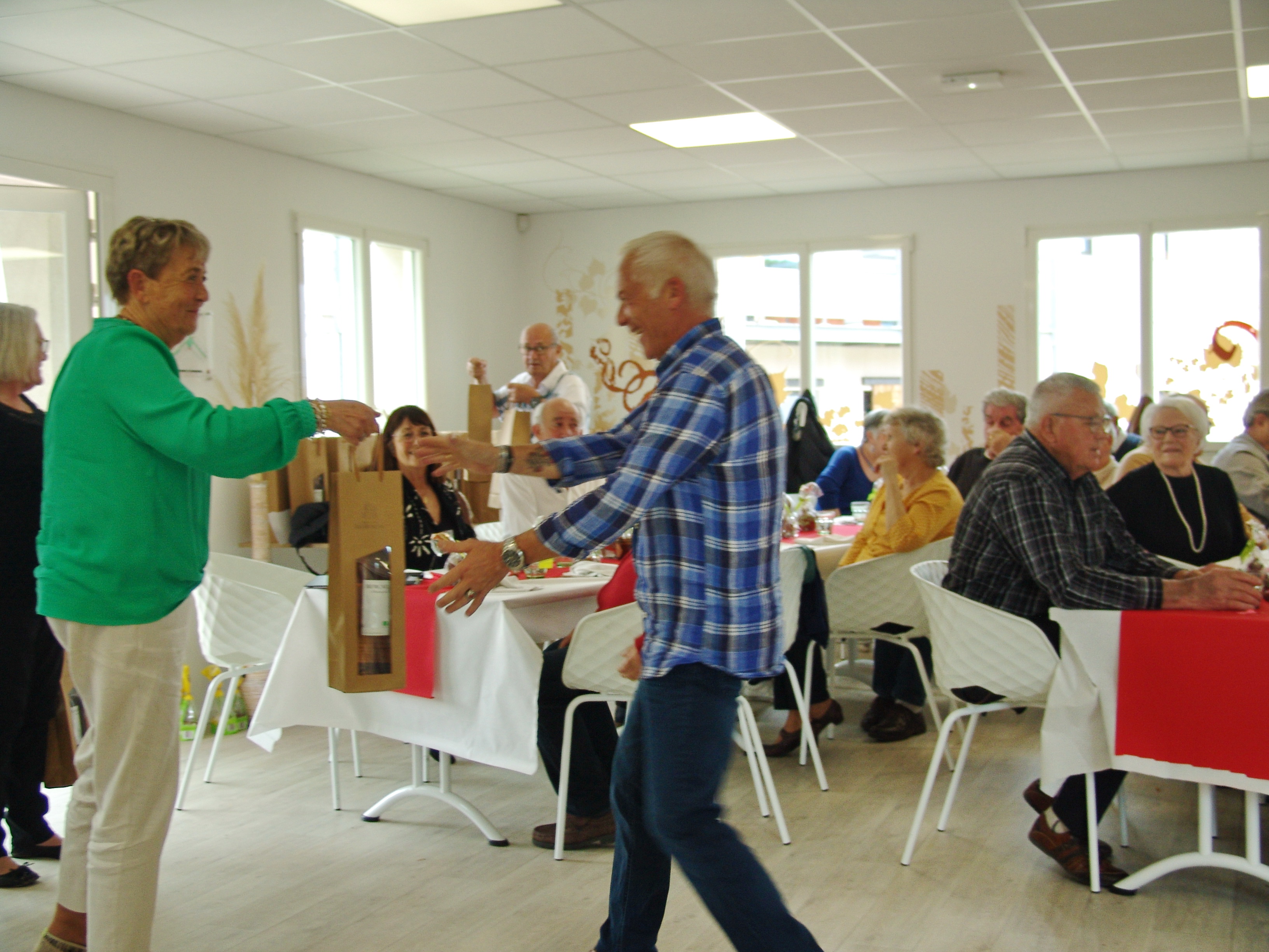 04 repas remise des lots 116 