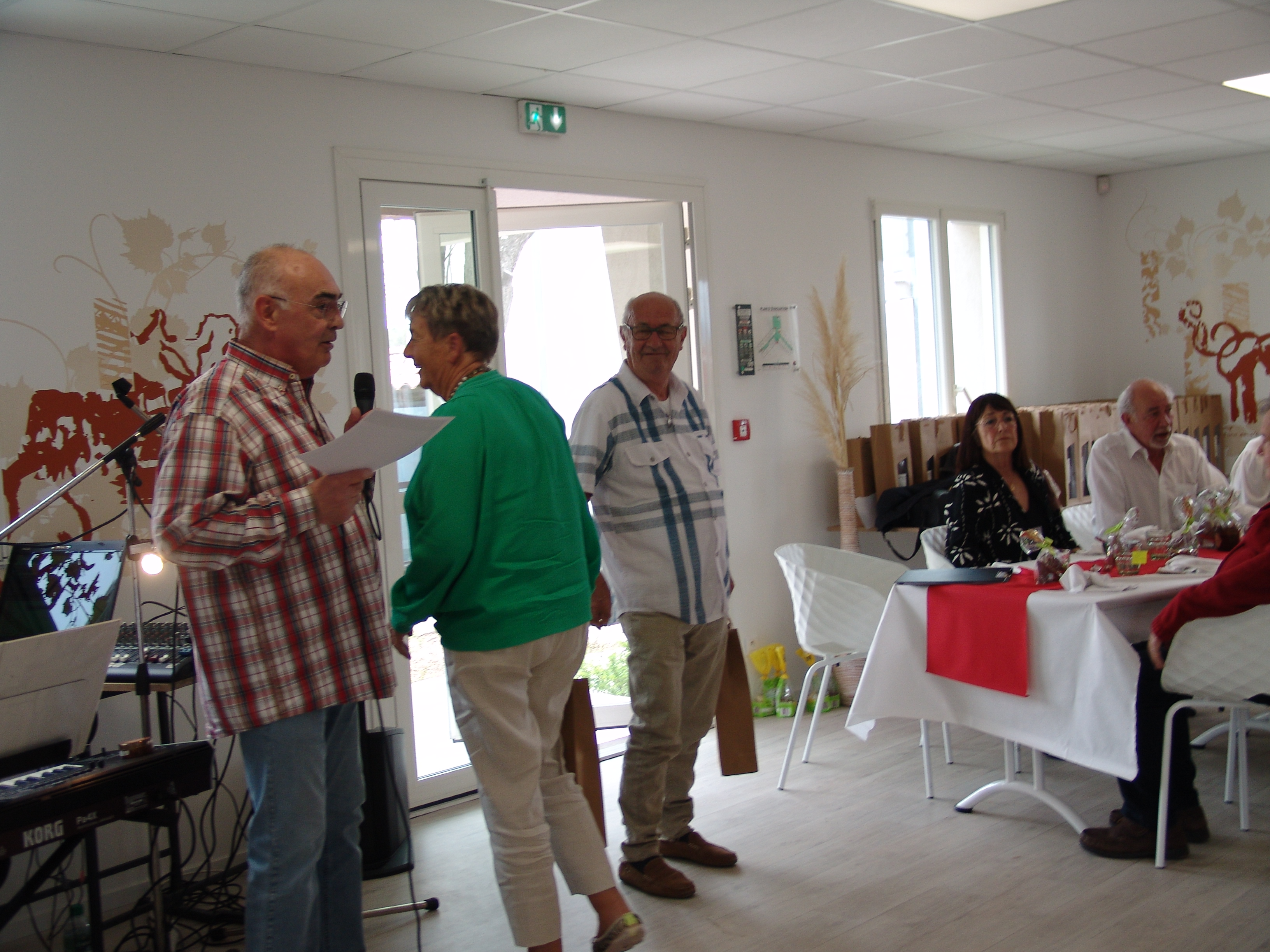 04 repas remise des lots 112 